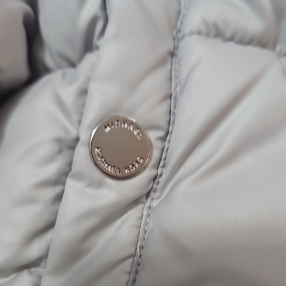 Michael Kors Gray Puffer Jacket with Cream Accents - Picture 4 of 11